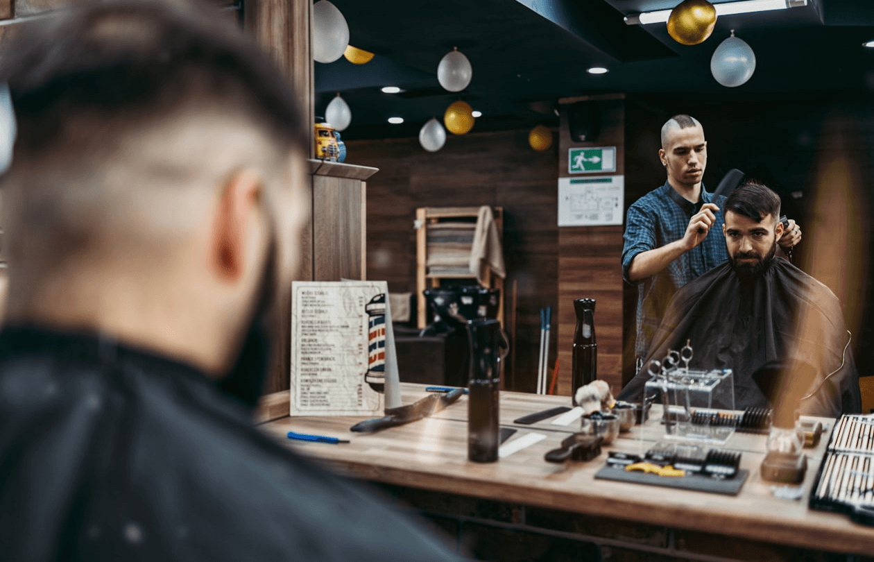 The Power of a Great Haircut: How Style Boosts Confidence
